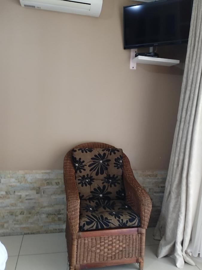 Ditsaleng Bed And Breakfast Vanderbijlpark ภายนอก รูปภาพ