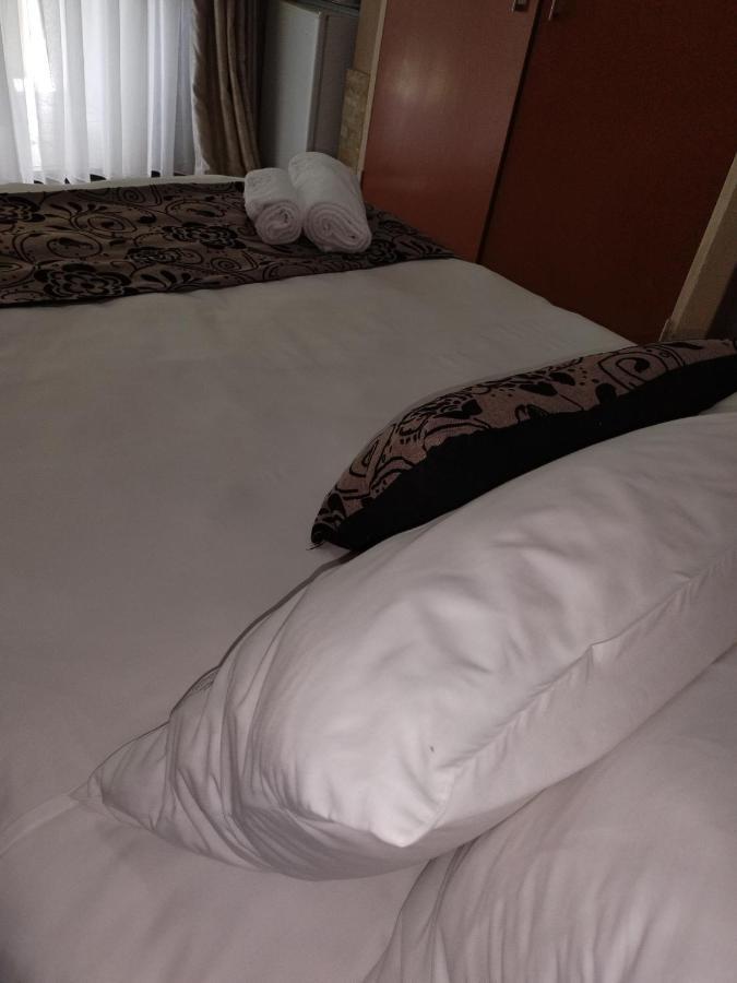 Ditsaleng Bed And Breakfast Vanderbijlpark ภายนอก รูปภาพ